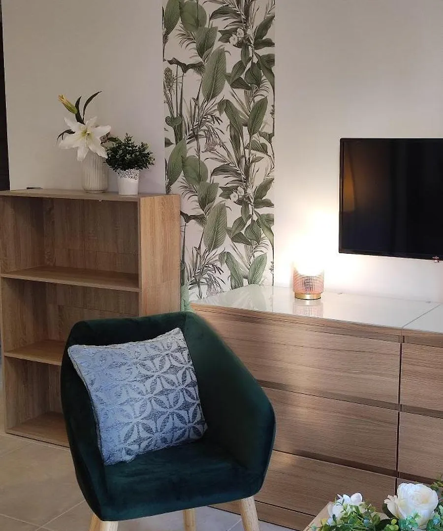 Apartment Appartement Neuf A 100 M De La Plage - New 100M From Beach Frejus